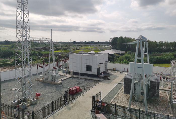 2 爭分奪秒,工程建設(shè)圓滿收官 (棗陽興隆光伏電站) 2 爭分奪秒,工程建設(shè)圓滿收官 (棗陽興隆光伏電站)