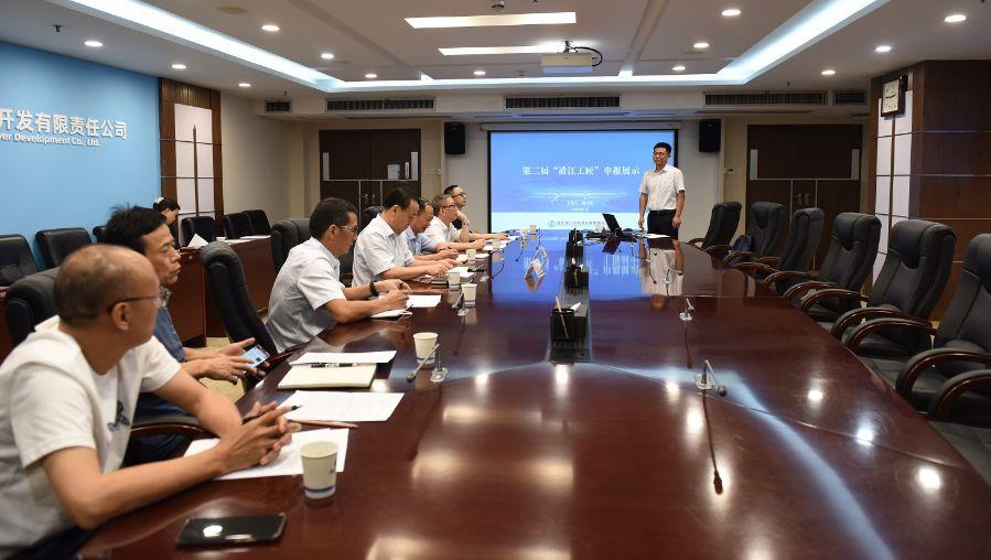 評審現場(攝影:金文霞) 評審現場(攝影:金文霞)