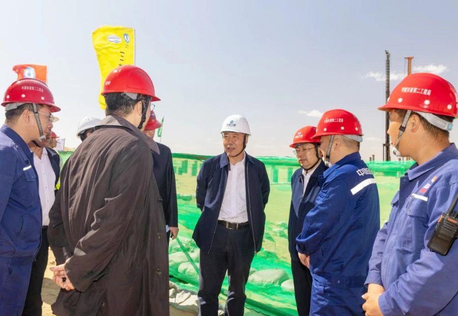 聽取工作匯報（攝影：雷海超）